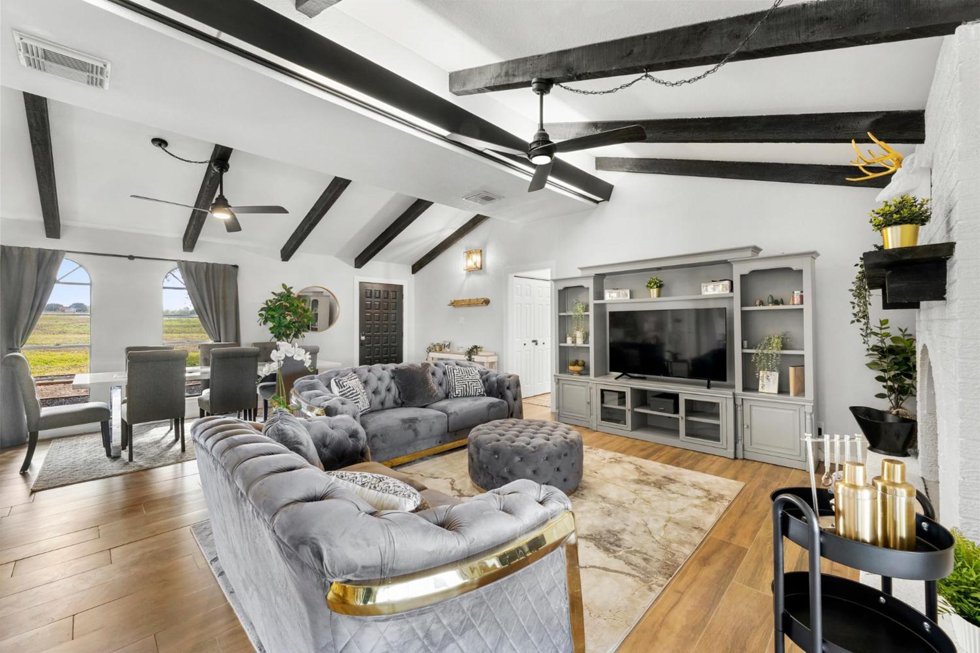 Farm Retreat With Jacuzzi, Fire Pit, Mini Goats, Mini Ponies And Mini Cows Villa San Marcos Room photo